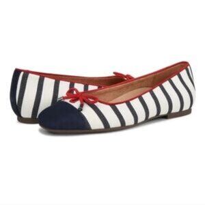 Vionic Klara Ballet Flat in Navy/White Stripe
